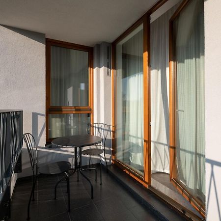 NextHome Boutique Apartments - KLIMATYZACJA - AIR CONDITIONING - NEW Varsovie Extérieur photo